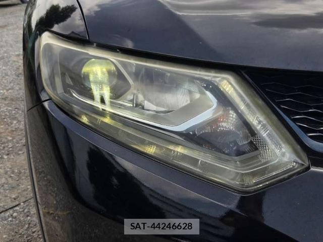 Nissan X-TRAIL 2014-01 8221888-6