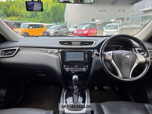 Nissan X-TRAIL 2014-01 8221888-7