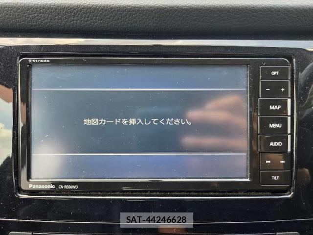 Nissan X-TRAIL 2014-01 8221888-8