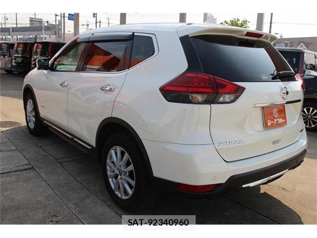 Nissan X-TRAIL 2018-07 8222010-10