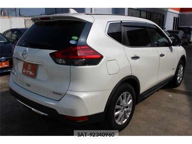 Nissan X-TRAIL 2018-07 8222010-12