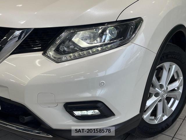 Nissan X-TRAIL 2015-06 8222179-12