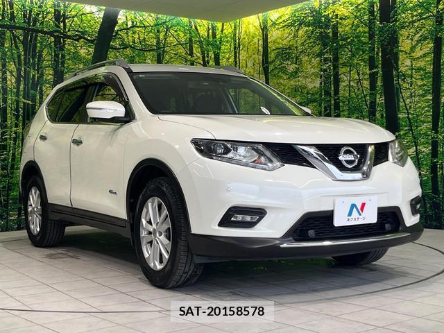 Nissan X-TRAIL 2015-06 8222179-15