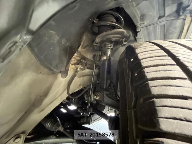 Nissan X-TRAIL 2015-06 8222179-19