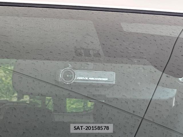 Nissan X-TRAIL 2015-06 8222179-6