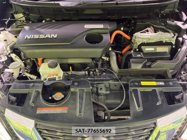 Nissan X-TRAIL 2017-07 8222180-17