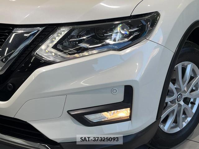 Nissan X-TRAIL 2019-09 8222184-11
