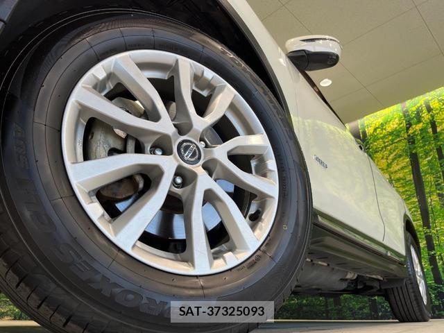 Nissan X-TRAIL 2019-09 8222184-12