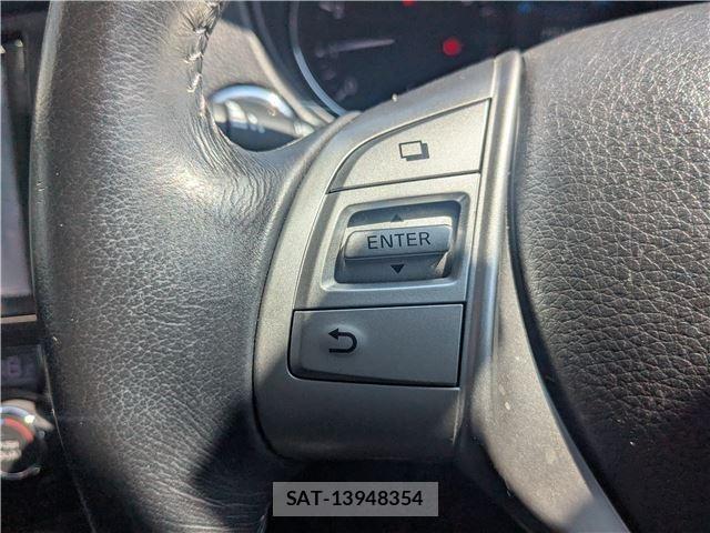 Nissan X-TRAIL 2015-06 8222209-11