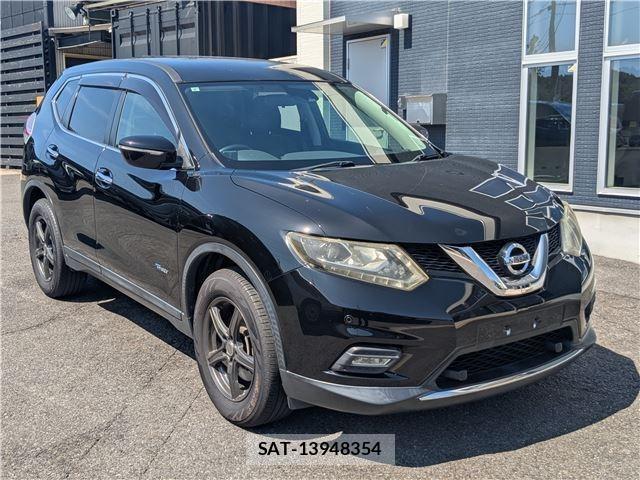 Nissan X-TRAIL 2015-06 8222209-6