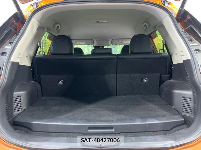 Nissan X-TRAIL 2017-05 8222628-10