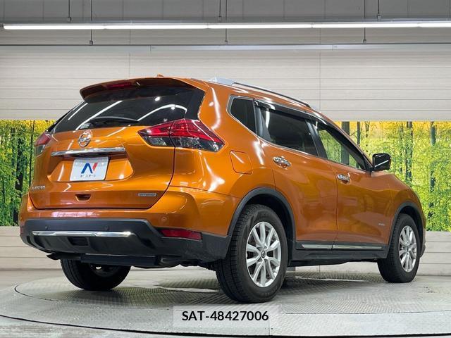 Nissan X-TRAIL 2017-05 8222628-16