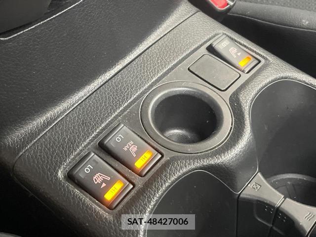 Nissan X-TRAIL 2017-05 8222628-6