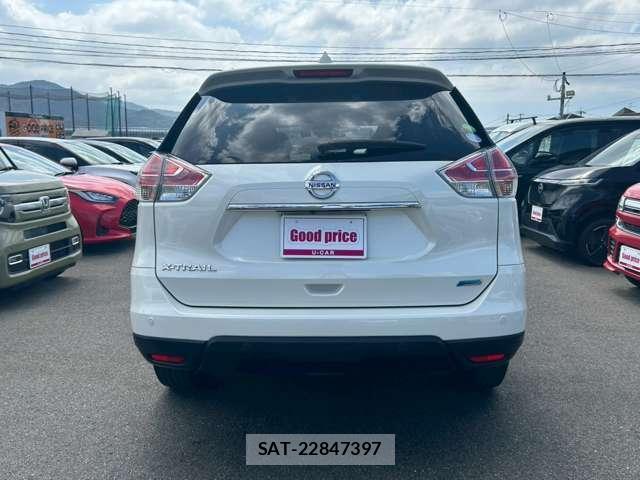 Nissan X-TRAIL 2016-07 8222643-1