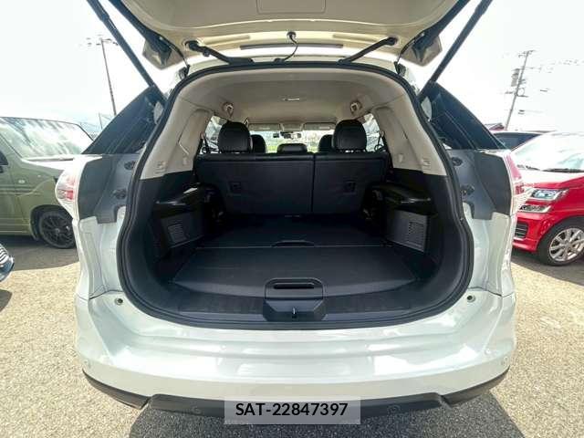 Nissan X-TRAIL 2016-07 8222643-18