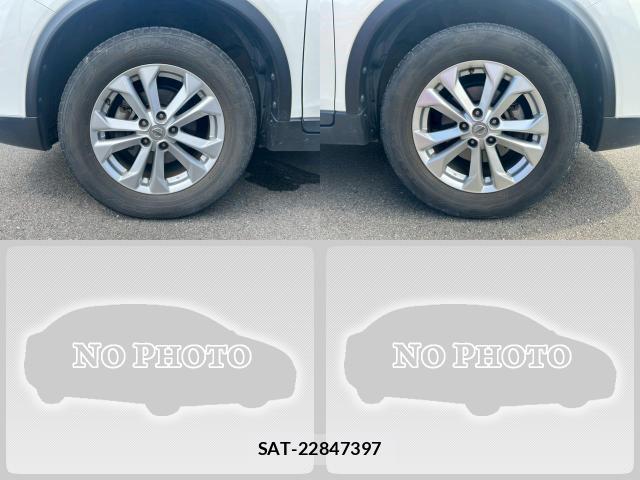 Nissan X-TRAIL 2016-07 8222643-19