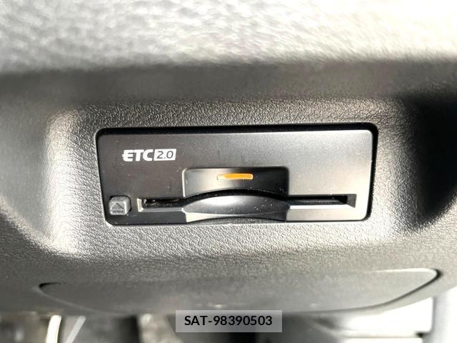 Nissan X-TRAIL 2023-06 8222885-5