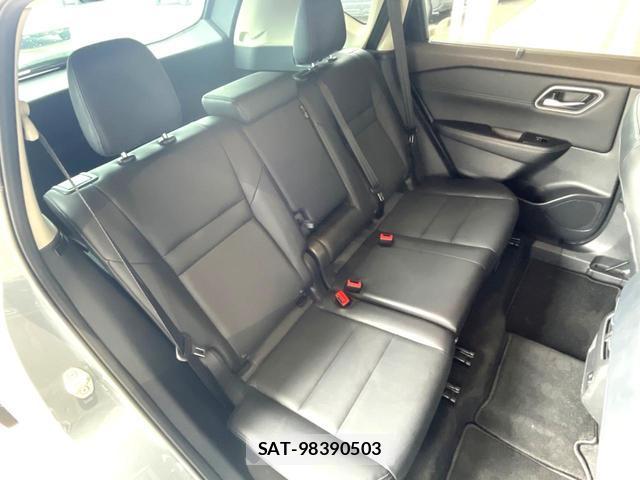 Nissan X-TRAIL 2023-06 8222885-8