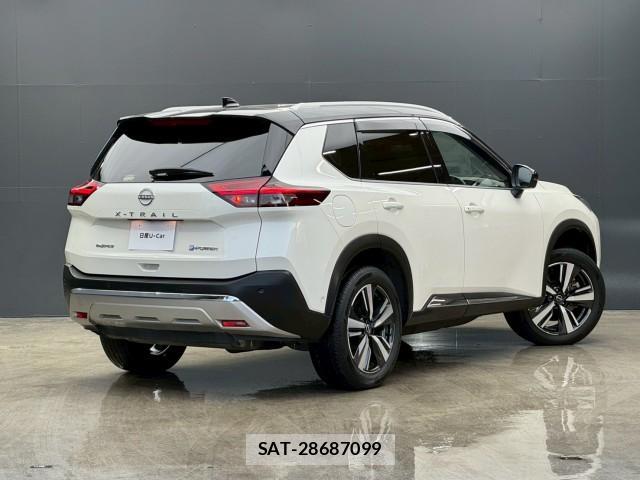 Nissan X-TRAIL 2023-01 8222976-1