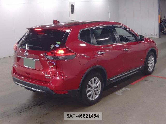 Nissan X-TRAIL 2018-01 8223353-4