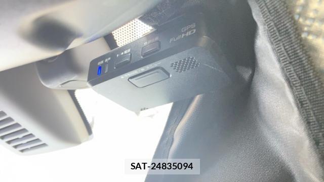 Nissan X-TRAIL 2017-08 8223598-18