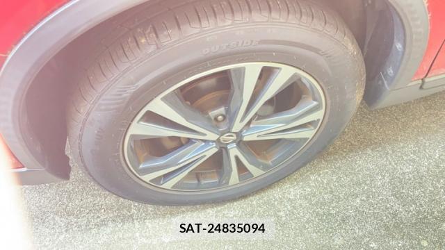 Nissan X-TRAIL 2017-08 8223598-6