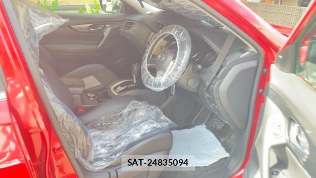 Nissan X-TRAIL 2017-08 8223598-8