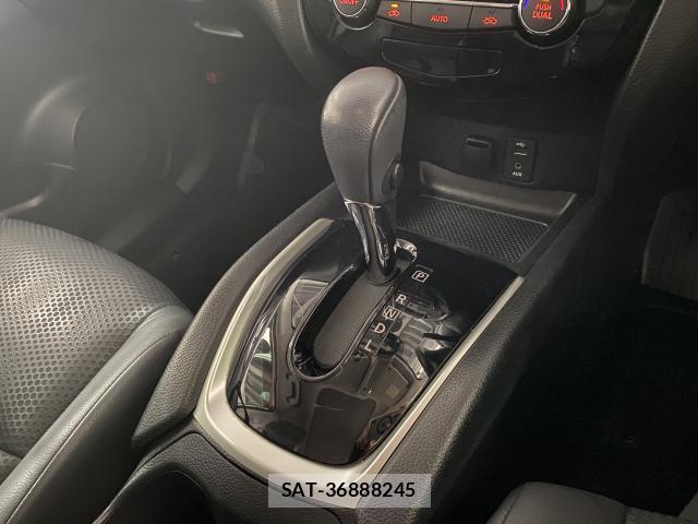 Nissan X-TRAIL 2016 8223923-6