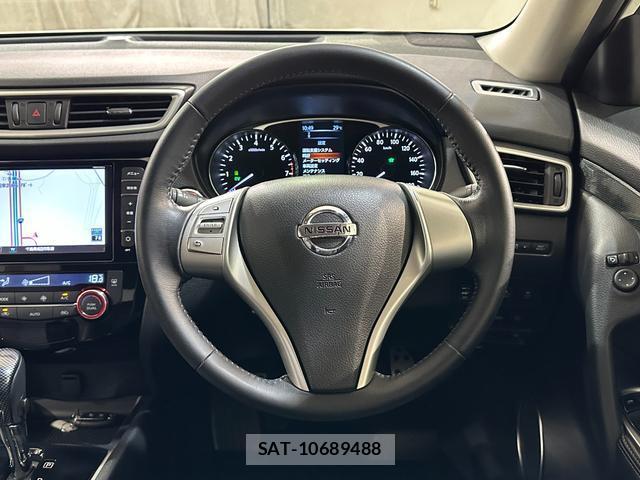 Nissan X-TRAIL 2015-09 8224050-7