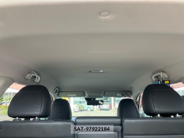 Nissan X-TRAIL 2017-07 8224155-11
