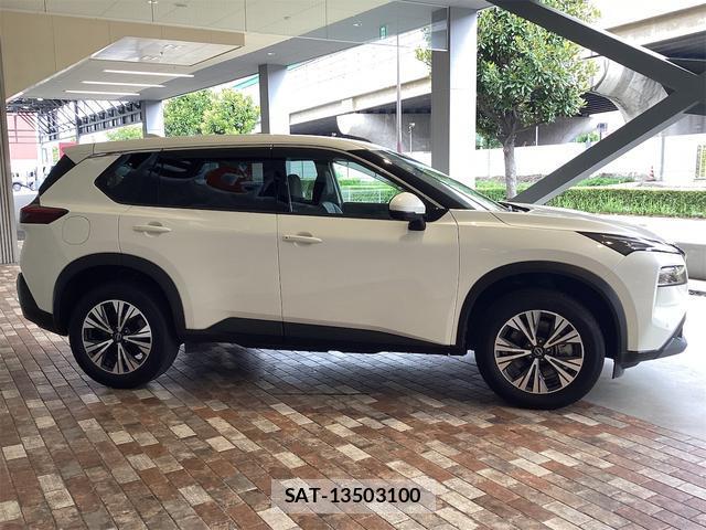 Nissan X-TRAIL 2023-10 8224518-13