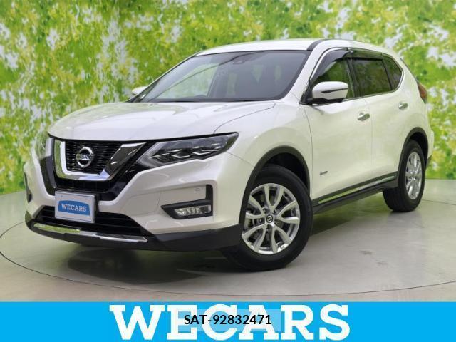 Nissan X-TRAIL 2017-06 8225076-0