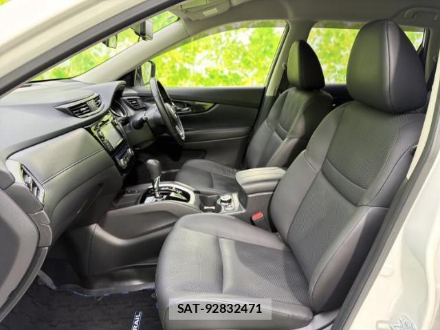 Nissan X-TRAIL 2017-06 8225076-5