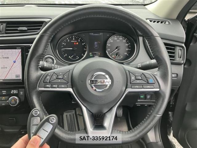 Nissan X-TRAIL 2018-03 8225091-11