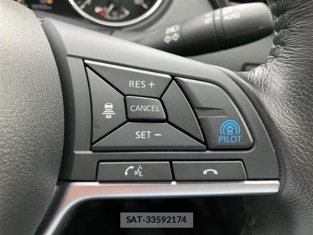 Nissan X-TRAIL 2018-03 8225091-17
