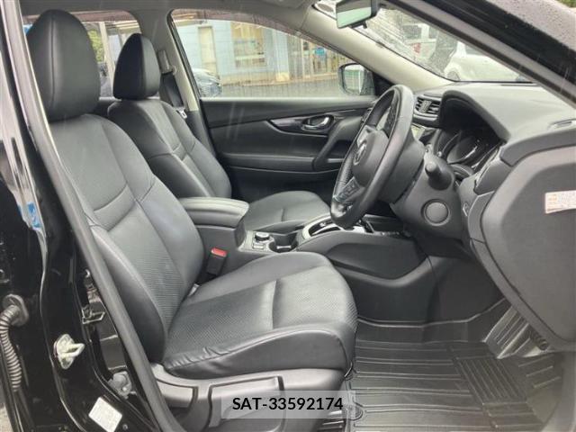Nissan X-TRAIL 2018-03 8225091-4