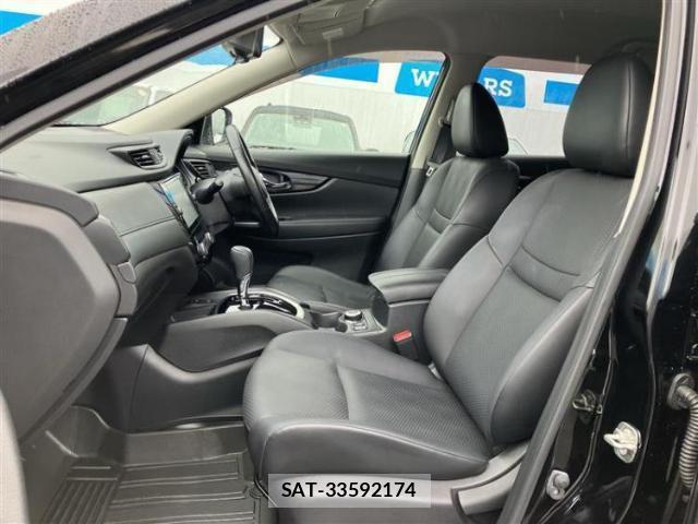 Nissan X-TRAIL 2018-03 8225091-5