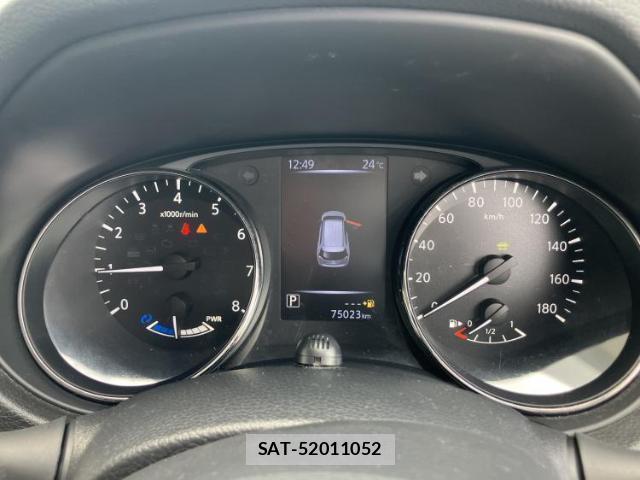 Nissan X-TRAIL 2018-01 8225181-14