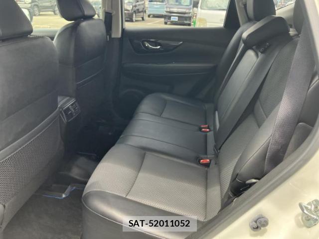 Nissan X-TRAIL 2018-01 8225181-6