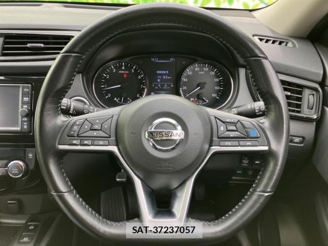 Nissan X-TRAIL 2020-07 8225230-12