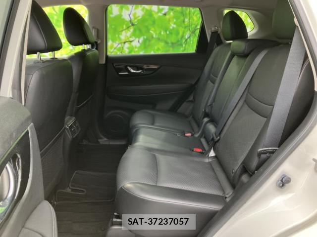 Nissan X-TRAIL 2020-07 8225230-6