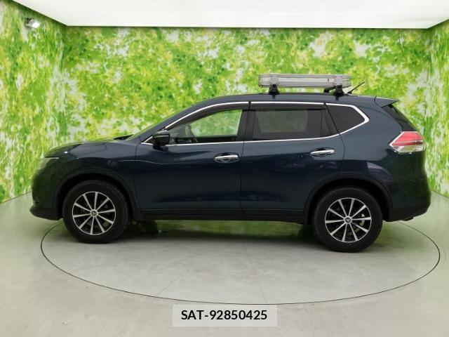Nissan X-TRAIL 2016-12 8225324-1