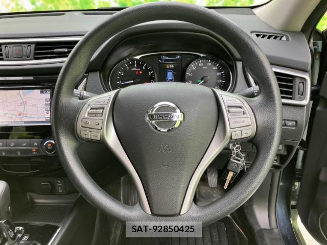 Nissan X-TRAIL 2016-12 8225324-14