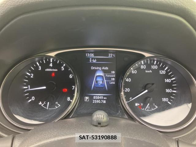 Nissan X-TRAIL 2015-06 8225460-12