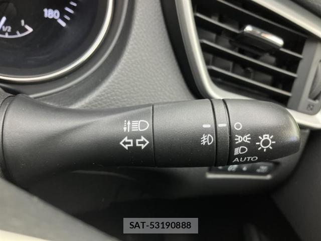 Nissan X-TRAIL 2015-06 8225460-14