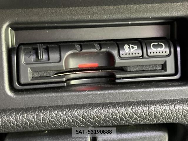 Nissan X-TRAIL 2015-06 8225460-17