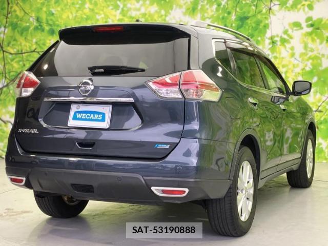 Nissan X-TRAIL 2015-06 8225460-2