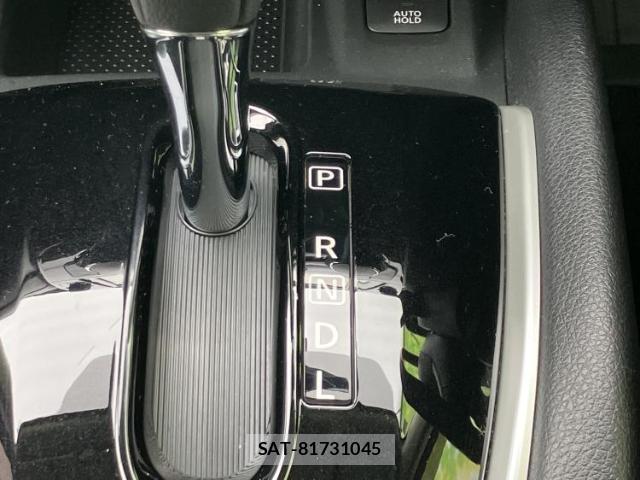 Nissan X-TRAIL 2019-05 8225502-17