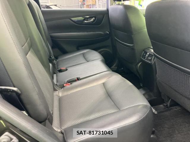 Nissan X-TRAIL 2019-05 8225502-4