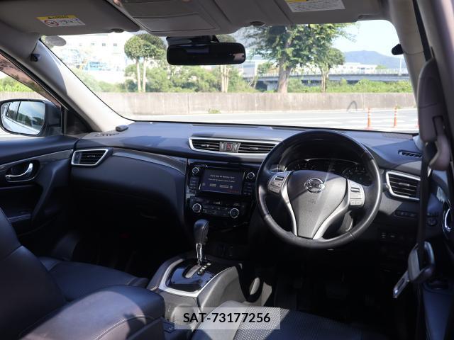Nissan X-TRAIL 2017-04 8225600-1